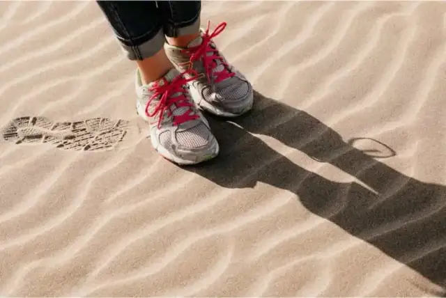 Jakie buty na haluksy? Wybierz komfort i styl poradnik eksperta