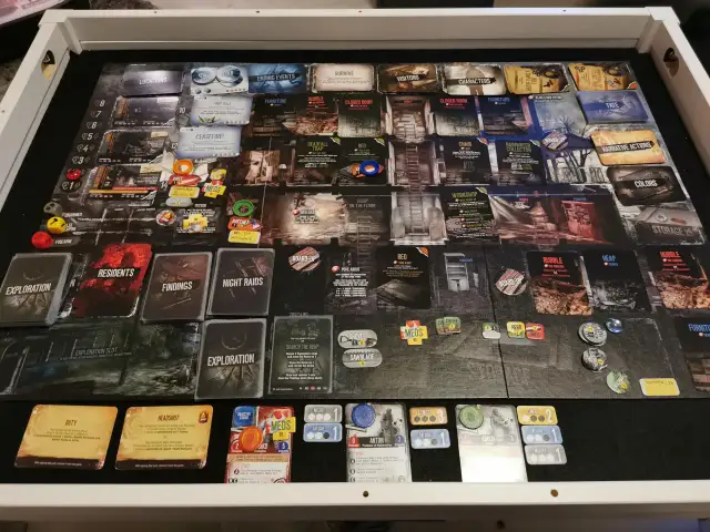 Stół do gier planszowych IKEA: idealne rozwiązania dla graczy