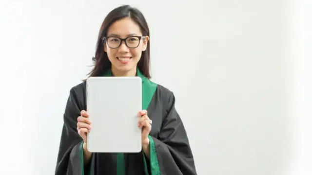 Kto to jest prawnik? Poznaj jego rolę i obowiązki w prawie