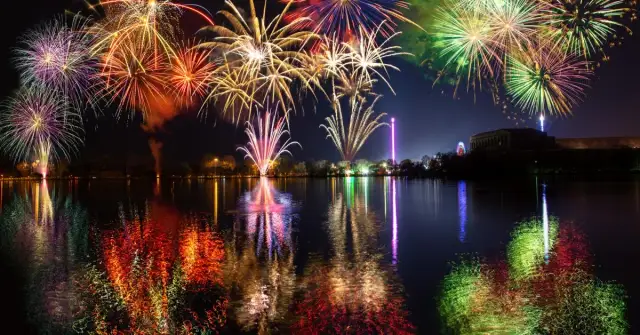 Sylwester nad morzem: Gdzie najlepiej powitać Nowy Rok?