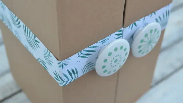 Jak zrobić szafkę z kartonu - proste sposoby na trwałe meble DIY