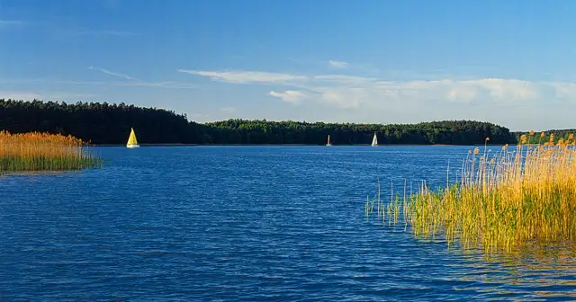 Jezioro Wielkie: Odkryj tajemnice i atrakcje polskich jezior