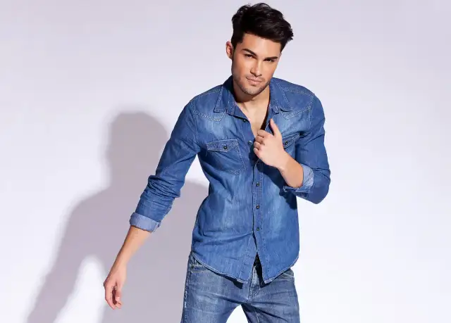 Koszula do spodni czy na zewnątrz - jak wybrać idealny styl?