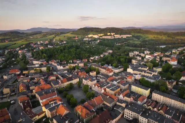 Kamienna Góra gdzie zjeść – najlepsze miejsca na smaczny posiłek