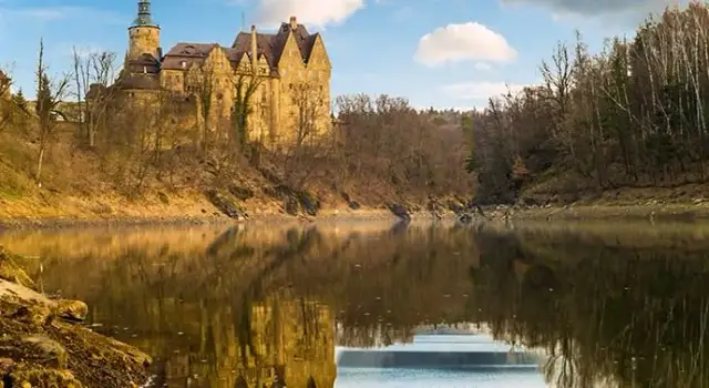 Film Gdzieś daleko: tajemnicze miejsca, w których kręcono kultowe sceny
