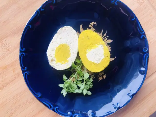 Czy jajka są wegetariańskie? Odkryj kontrowersje i etykę diety