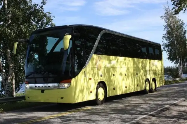 Ile jedzie się autokarem do Grecji? Czas podróży, który zaskakuje