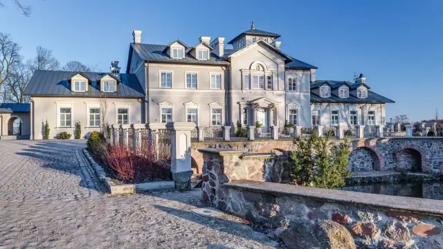 Najlepsze hotele nad jeziorem w Kujawsko-Pomorskiem na wypoczynek