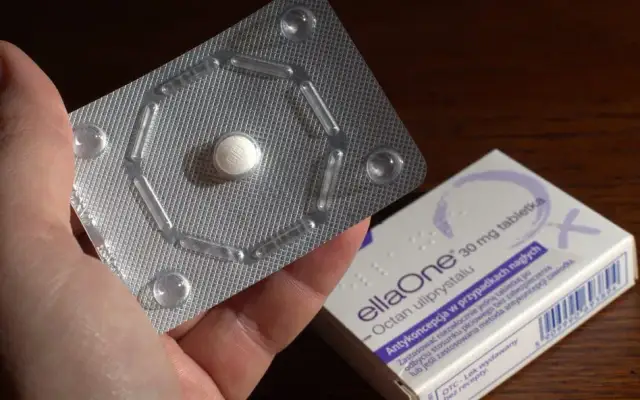 Czy tabletki dzień po są już bez recepty? Sprawdź aktualny stan prawny