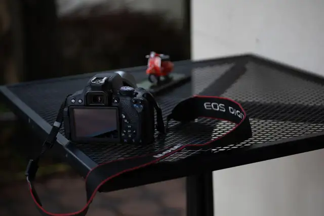 Canon EOS R6 Mark II - aparat, który dotrzyma ci kroku w każdej sytuacji