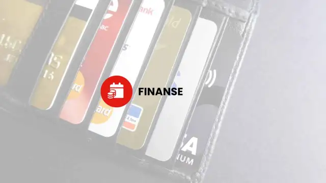 Portfel z kartami kredytowymi. Dowiedz się, jak korzystać z karty kredytowej i zarządzać finansami.