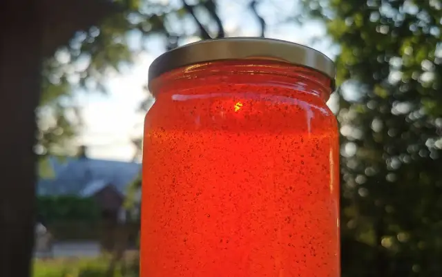 Jak rozpoznać miód malinowy i uniknąć fałszywych produktów