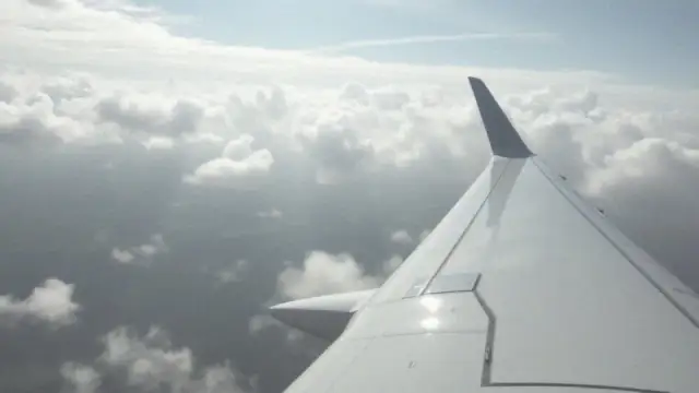 Ile trwa lot z Krakowa do Gdańska? Poznaj wszystkie szczegóły