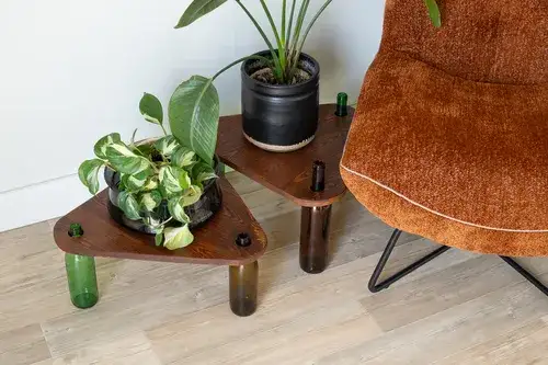 Pomysły na to, co można zrobić z pustej szklanej butelki w domu i ogrodzie