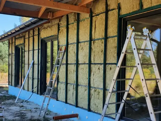 Ile kosztuje metr ocieplenia elewacji? Sprawdź, co wpływa na ceny