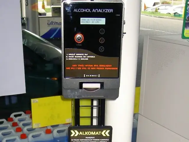 Alkomat na stacji benzynowej: Pewność dnia po? Gdzie go szukać?