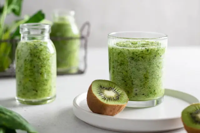 Proste przepisy na koktajle owocowe, które zachwycą Twoje podniebienie