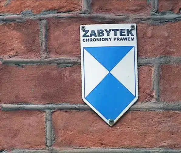 Kiedy budynek jest zabytkiem: kluczowe kryteria i proces uznania