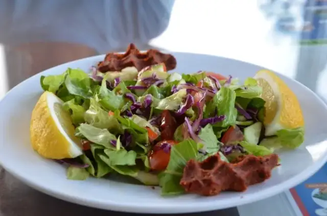 Sos z granatów: 20+ pomysłów, które odmienią Twoje dania!