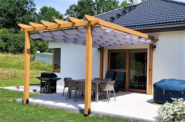 Zadaszenie tarasu DIY: Rozsuwane? Zbuduj sam i oszczędź!