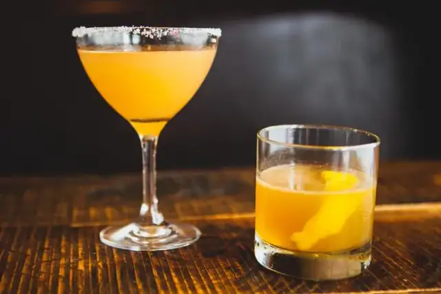 Jak przygotować koktajl Godfather: przepis i smak, który zachwyca