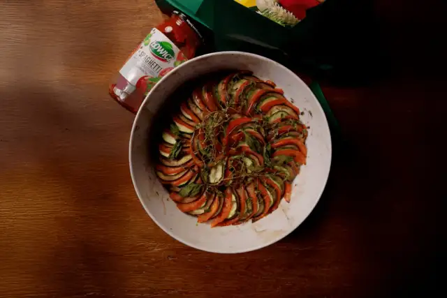 Pyszne spaghetti z bakłażana: proste przepisy, które zachwycą smakami