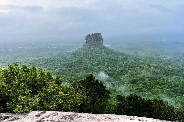 Sri Lanka czy jest bezpiecznie? Praktyczne wskazówki dla turystów
