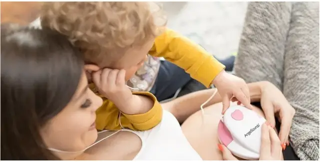 Jak wybrać detektor tętna płodu, by uniknąć niepokoju i stresu