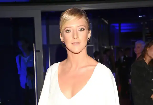 Lara Gessler wiek: jak jej życie i kariera wpływają na jej osobowość