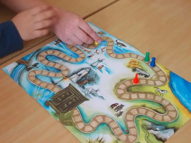 Edukacyjna gra planszowa Opowieści z Narnii do nauki języka polskiego