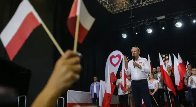 Ile miejsc w sejmie ma PiS? Zaskakujące wyniki i ich skutki