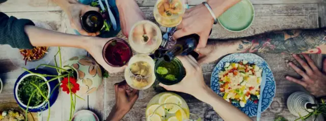 Co podać na śniadanie dla gości, by zachwycić ich smakiem?