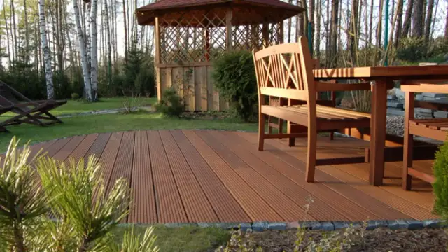 Jak ułożyć podest ogrodowy: 8 kroków do idealnego tarasu