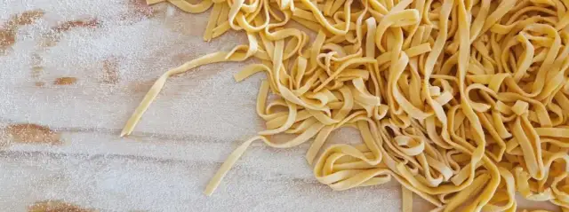 Jak suszyć makaron, aby uniknąć błędów i zachować jakość?