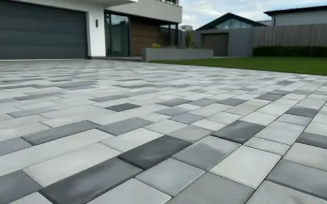 Jaka kostka na podjazd 6 czy 8 - uniknij kosztownych błędów przy wyborze