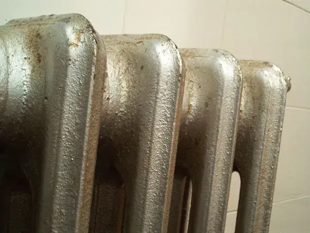 Kiedy grzeją w blokach? Sprawdź, kiedy możesz liczyć na ciepło