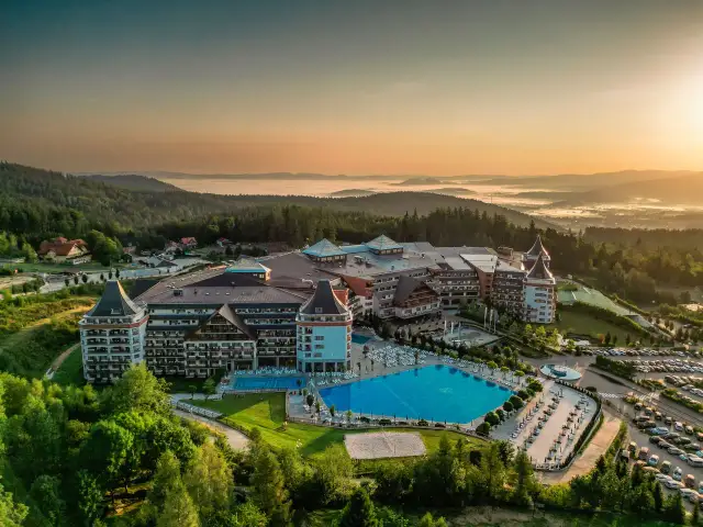 Gdzie są hotele Gołębiewski? Odkryj najlepsze lokalizacje w Polsce