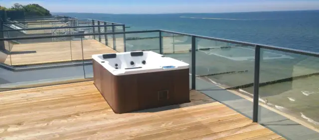 Luksusowe wanny z hydromasażem Victory Spa – modele i opinie