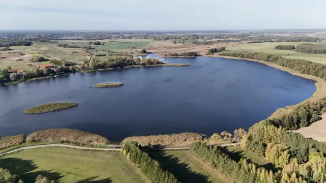 Jezioro Gromskie – raj dla wędkarzy i miłośników natury