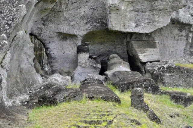Do jakiego państwa należy wyspa wielkanocna? Odkryj jej historię i przynależność