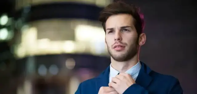 Jak ubrać się na rozmowę o pracę latem, by wyglądać profesjonalnie?