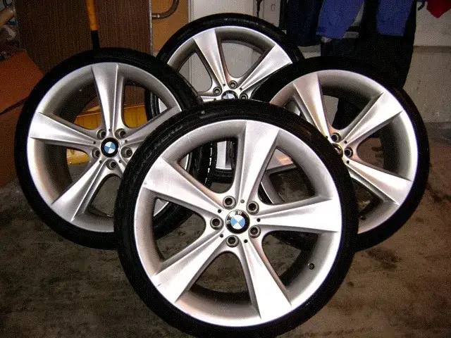 BMW E60 felgi 19 jakie opony wybrać, aby uniknąć problemów z jazdą
