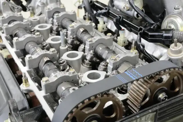 Zerwany pasek rozrządu w dieslu – objawy, które mogą zrujnować silnik