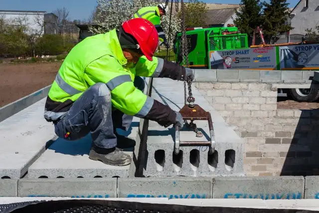 Strop smart czy teriva – porównanie, które rozwiązanie wybrać?