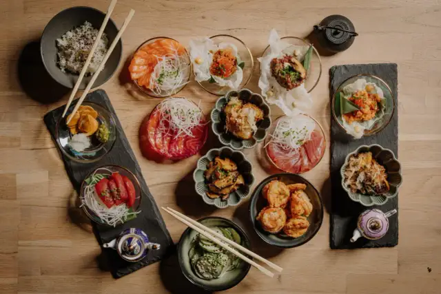 Kiedy sushi w Szczecinie? Najlepsze okazje i godziny otwarcia