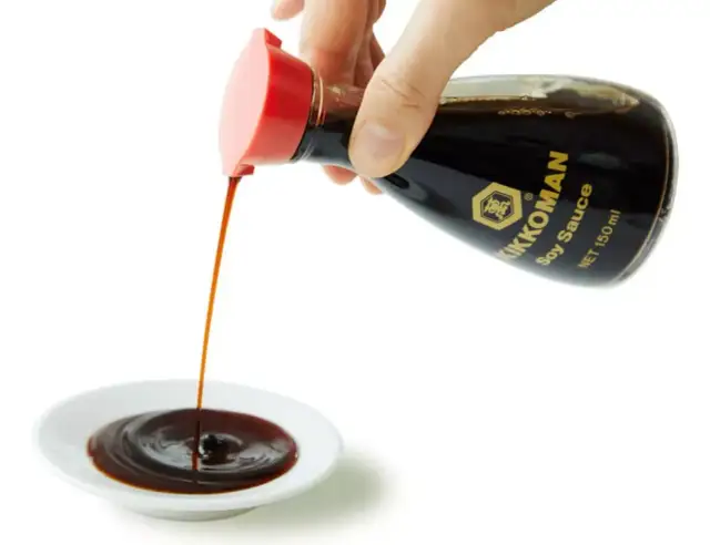 Kikkoman: Jasny czy ciemny sos sojowy? Sekret wyboru mistrza
