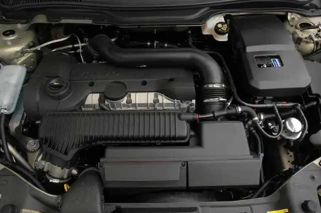 Volvo V50 jaki silnik wybrać, aby uniknąć problemów z wydajnością?