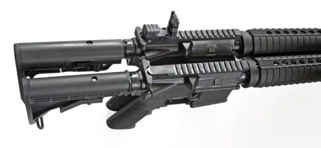 Dlaczego karabin "kopie"? Fizyka odrzutu i jak go opanować.