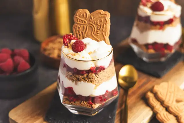 Spekulatius Himbeer Dessert: Einfach, schnell & festlich im Glas