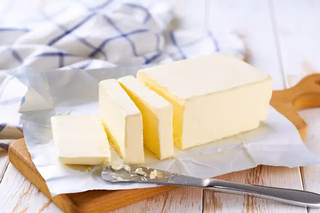 Czy masło roślinne jest zdrowe? Odkryj ukryte zagrożenia i korzyści